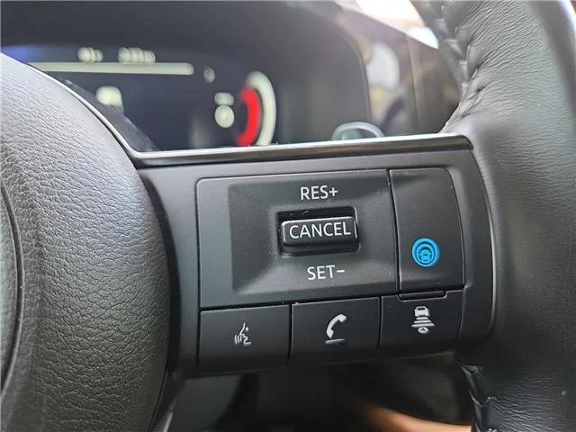 Used 2024 Pearl White Tricoat Nissan Platinum (A9) Front-Wheel Drive image 19