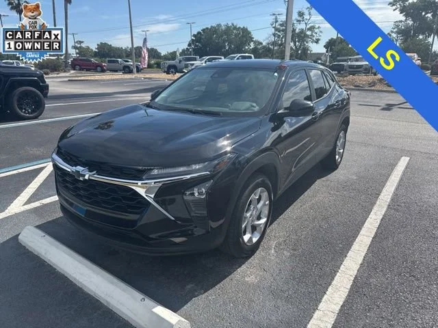2025 Chevrolet Trax LS