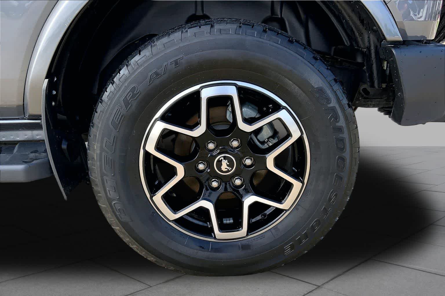 Used 2023 Carbonized Gray Metallic Ford Outer Banks image 10