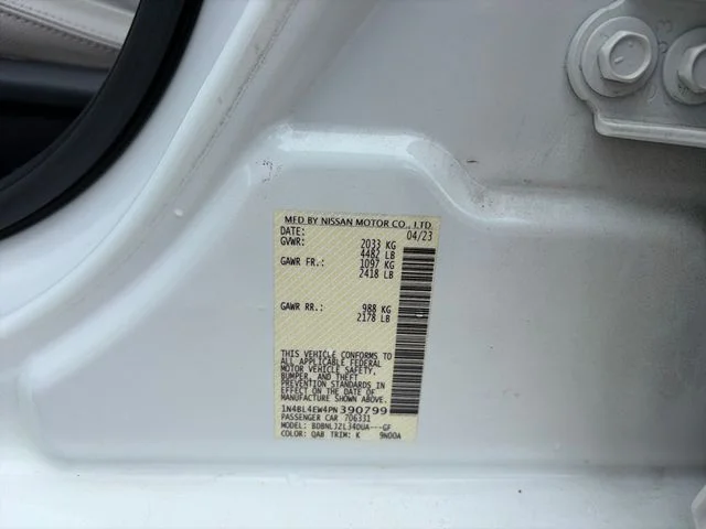 Used 2023 White Nissan 2.5 SL image 35