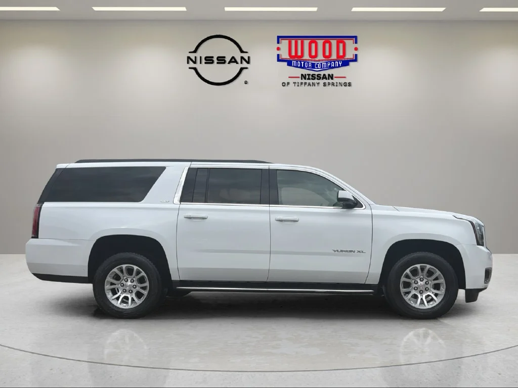 Used 2019 Summit White GMC SLT image 2