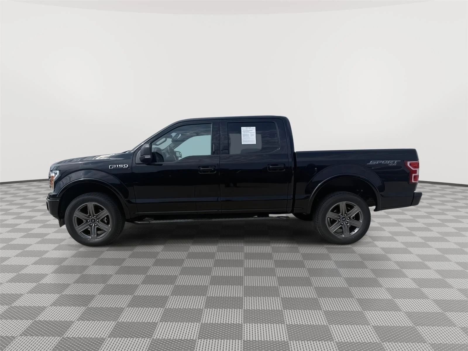 Used 2020 Agate Black Ford XLT image 4