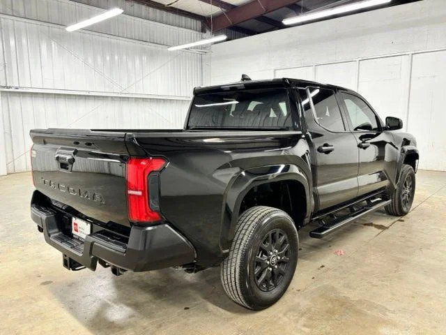Used 2025 BLACK Toyota  image 7