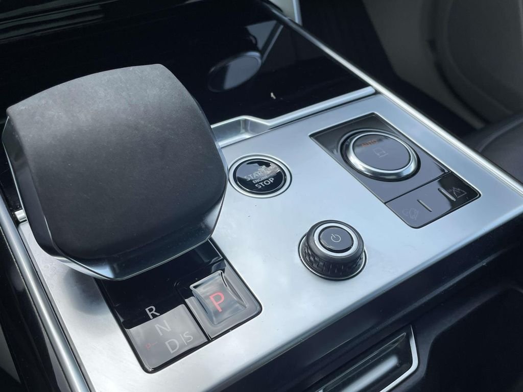 2023 Land Rover Range Rover SE - Photo 31