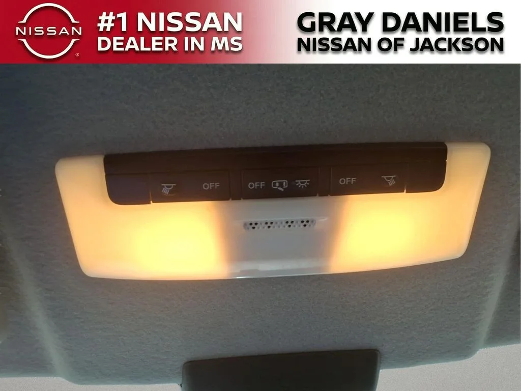 Used 2022 Gray Nissan S image 21