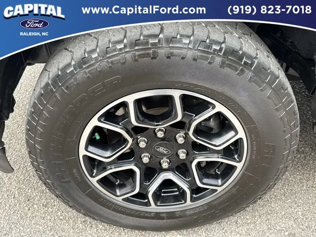 Used 2021 Black Ford Lariat image 13