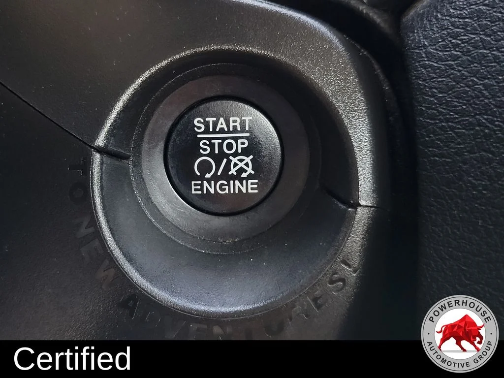 Used 2020 Blue Jeep Sport image 35