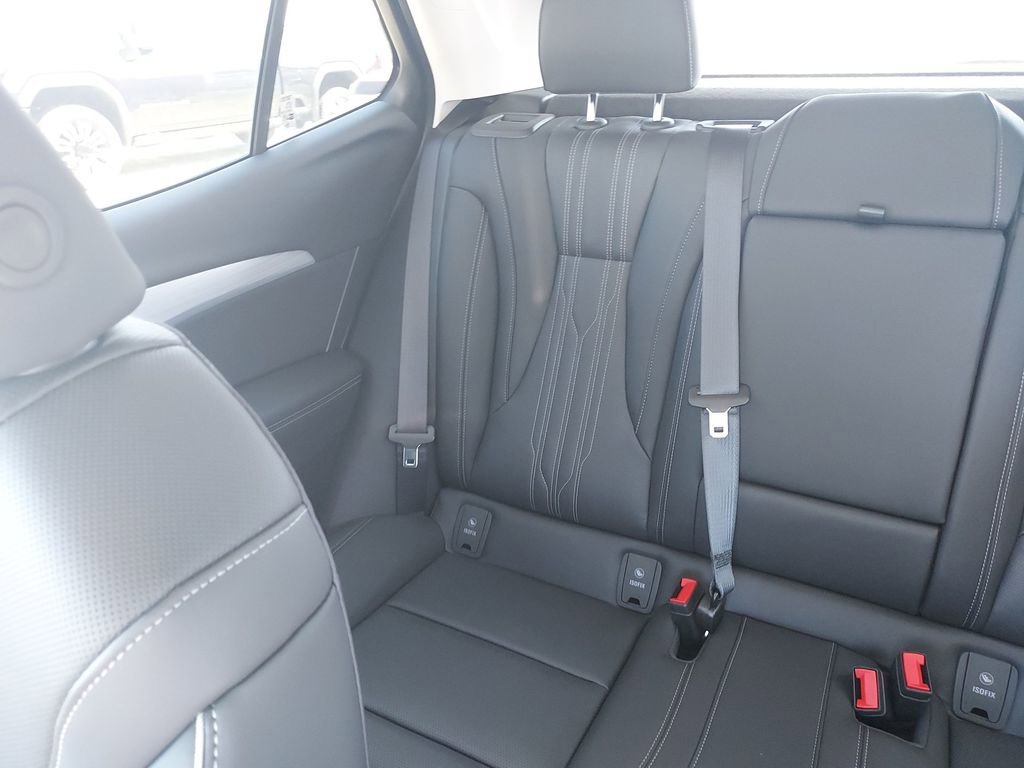 New 2026 Quartz Blue Metallic Buick Avenir image 12