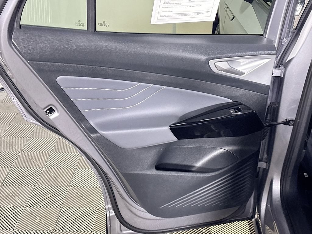 Certified Used 2023 Silver Mist Metallic Volkswagen Pro S image 21