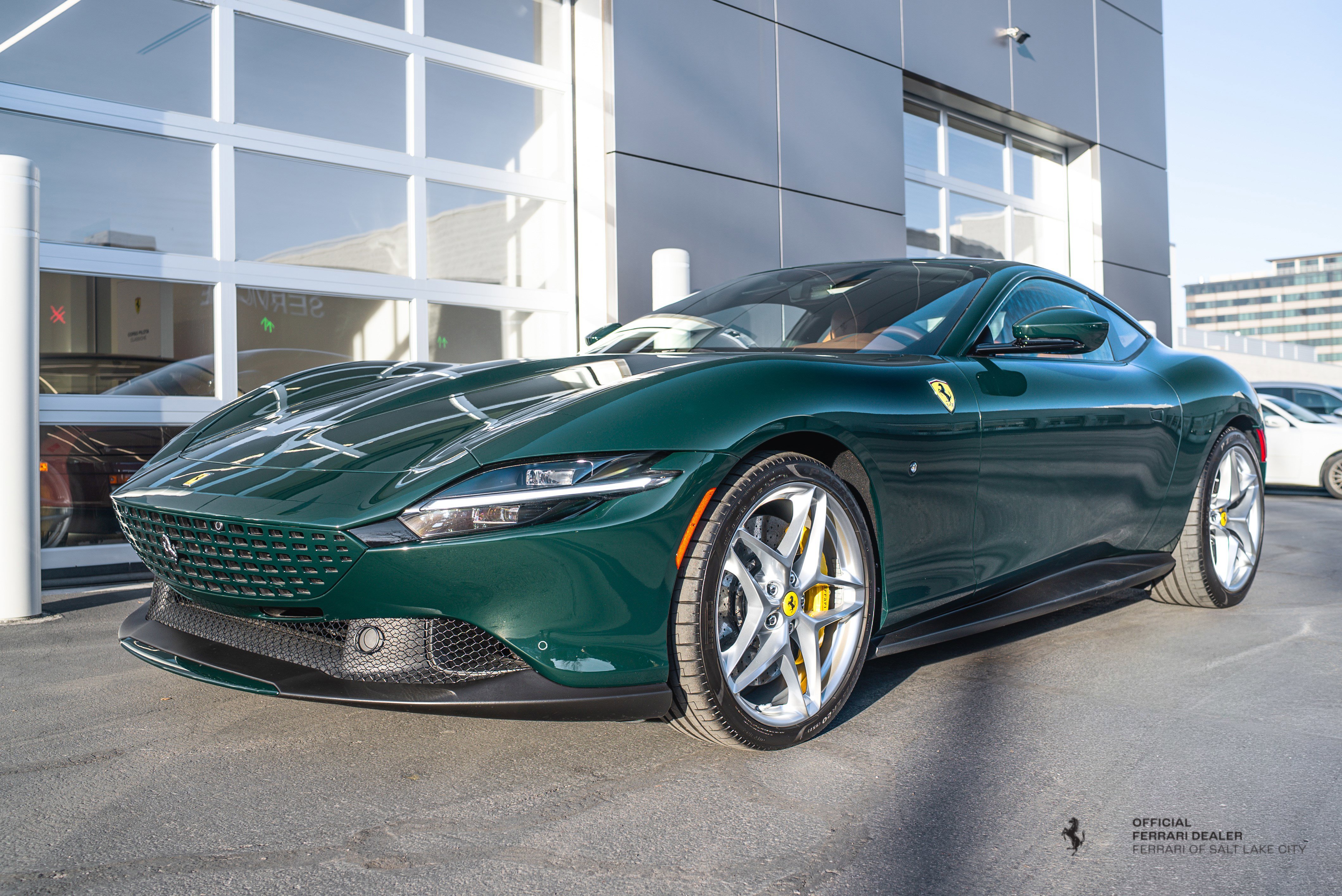 2022 Ferrari Roma Base