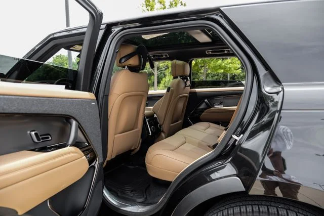 New 2026 Black Land Rover SE image 48