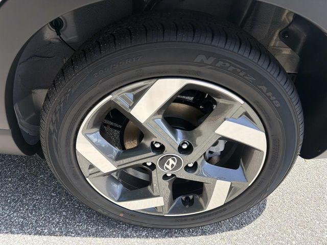 New 2026 Silver Hyundai SEL image 29