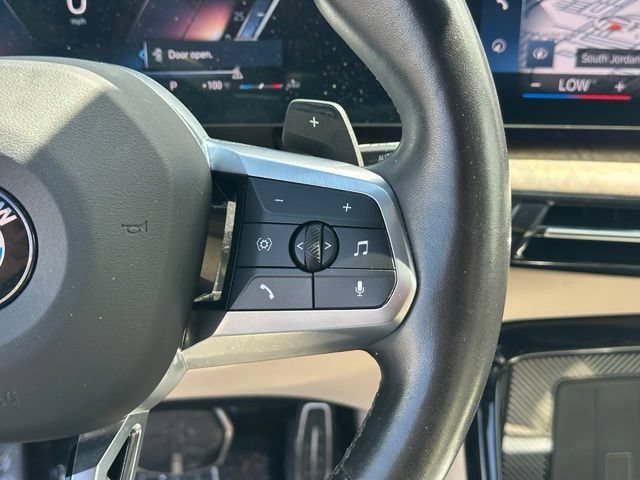 Used 2023 Black BMW xDrive28i image 19