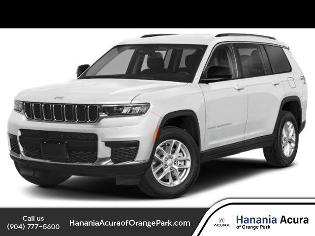 Used 2023 White Jeep Laredo image 1