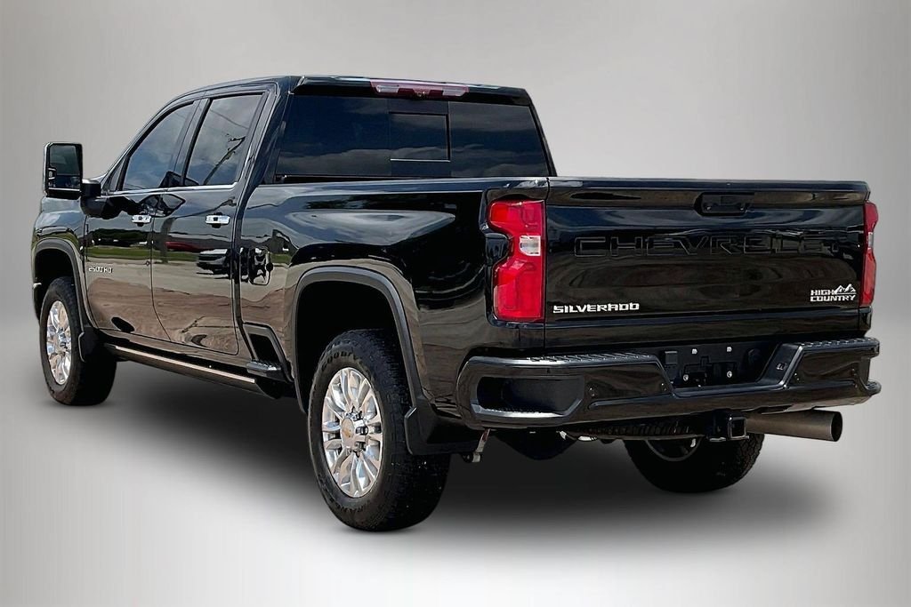 Used 2023 Black Chevrolet High Country image 4