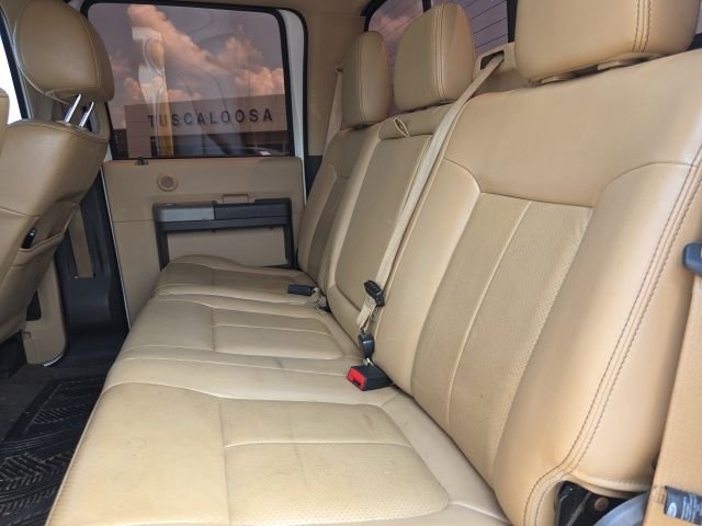 Used 2013 White Ford Lariat image 10