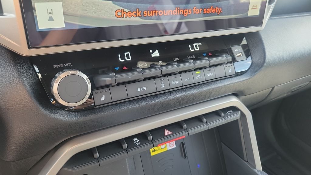 2026 Toyota Tundra SR5 - Photo 18