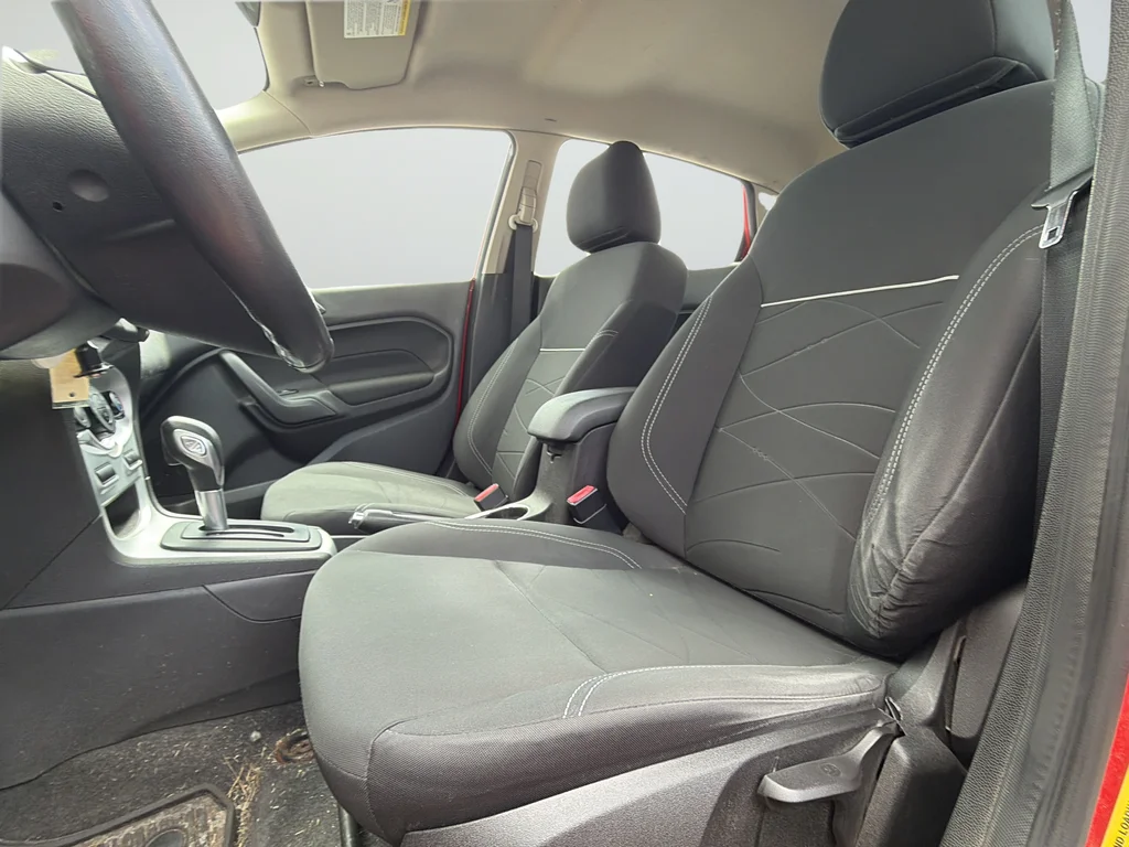 Used 2014  Ford SE image 10