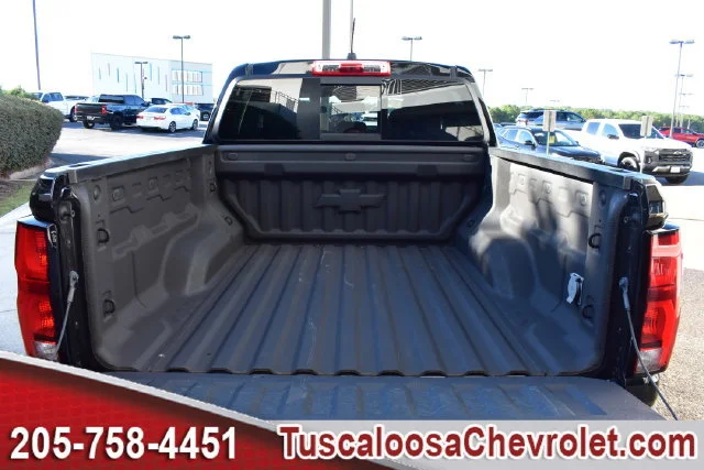 Used 2025 Black Chevrolet Z71 image 10