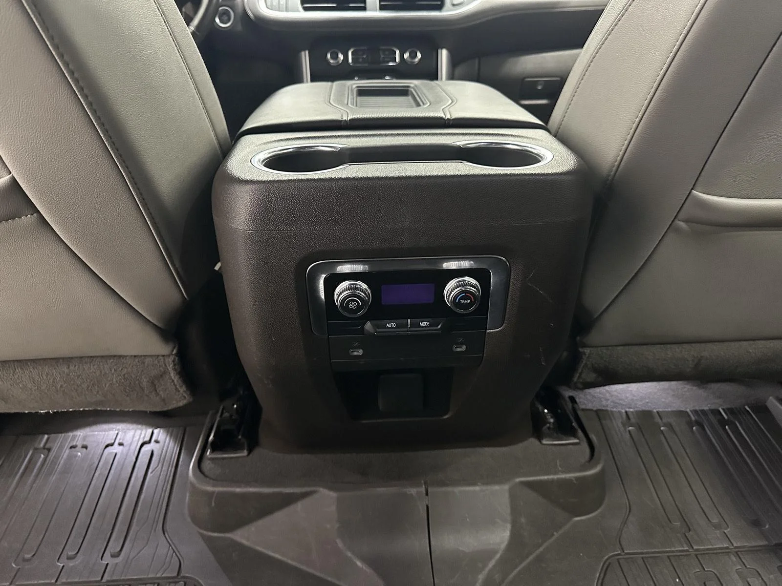 Used 2021 Satin Steel Metallic GMC SLT image 21