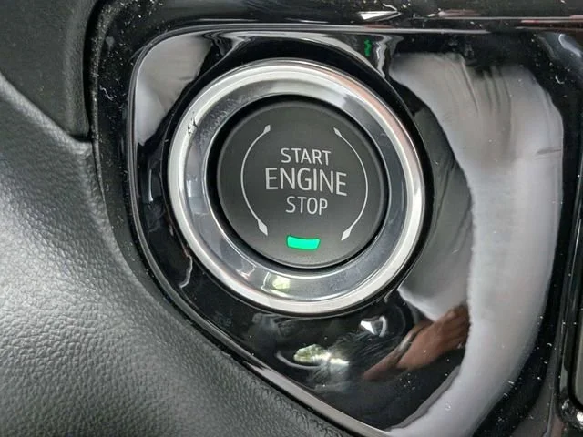 New 2026 Sterling Metallic GMC SLT image 31