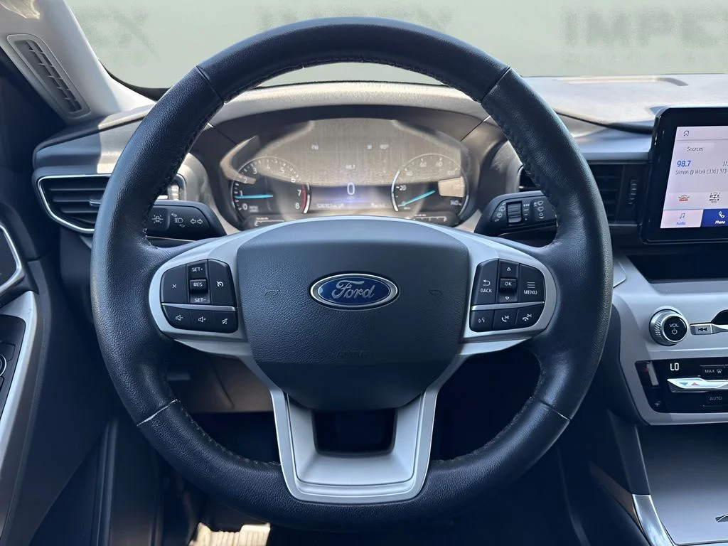 Used 2021 Gray Ford XLT image 14