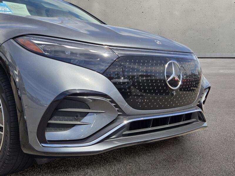 Used 2025 Selenite Gray Metallic MERCEDES-BENZ EQS 580 4MATIC® SUV image 8
