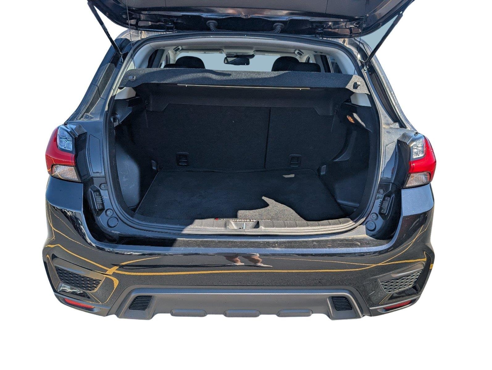 2024 Mitsubishi Outlander Sport LE - Photo 33