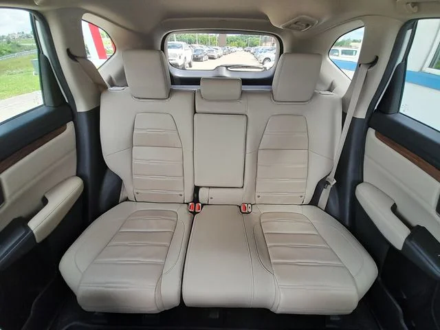 Used 2022 White Honda EX-L image 47