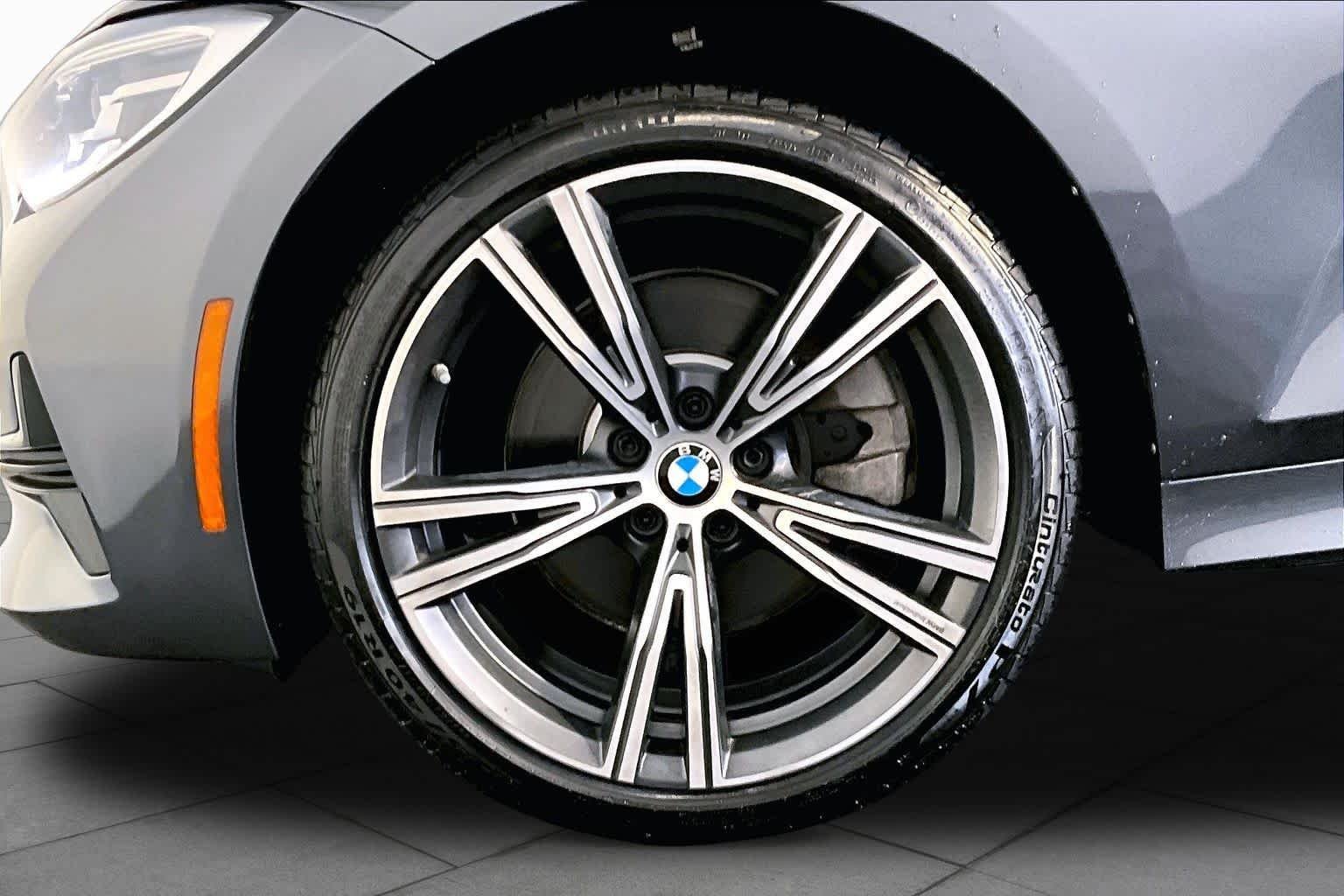 Used 2020 Mineral Gray Metallic BMW 330i xDrive image 11