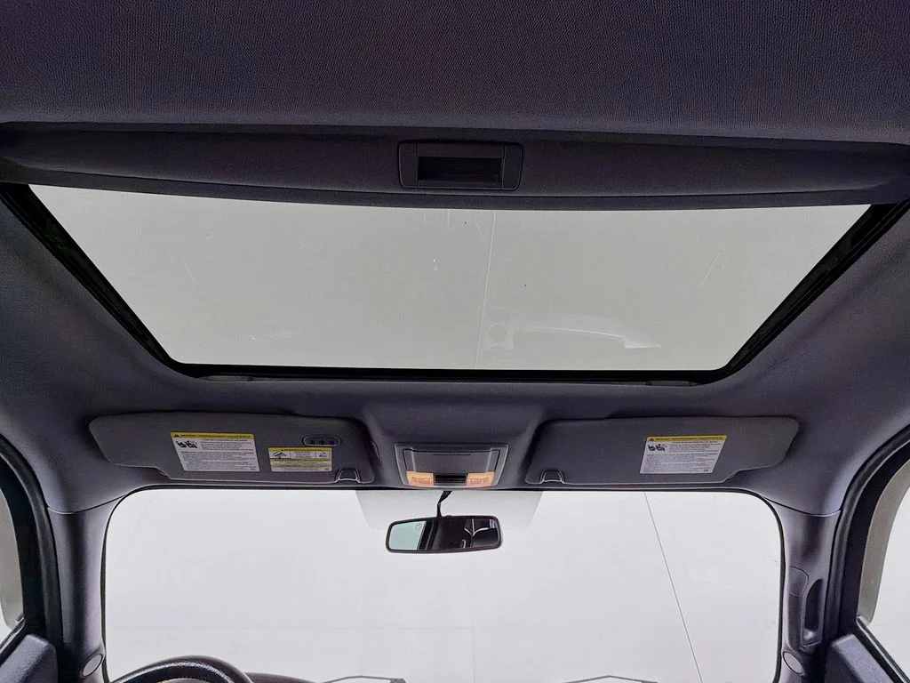 Used 2013 Blue Ford Lariat image 30