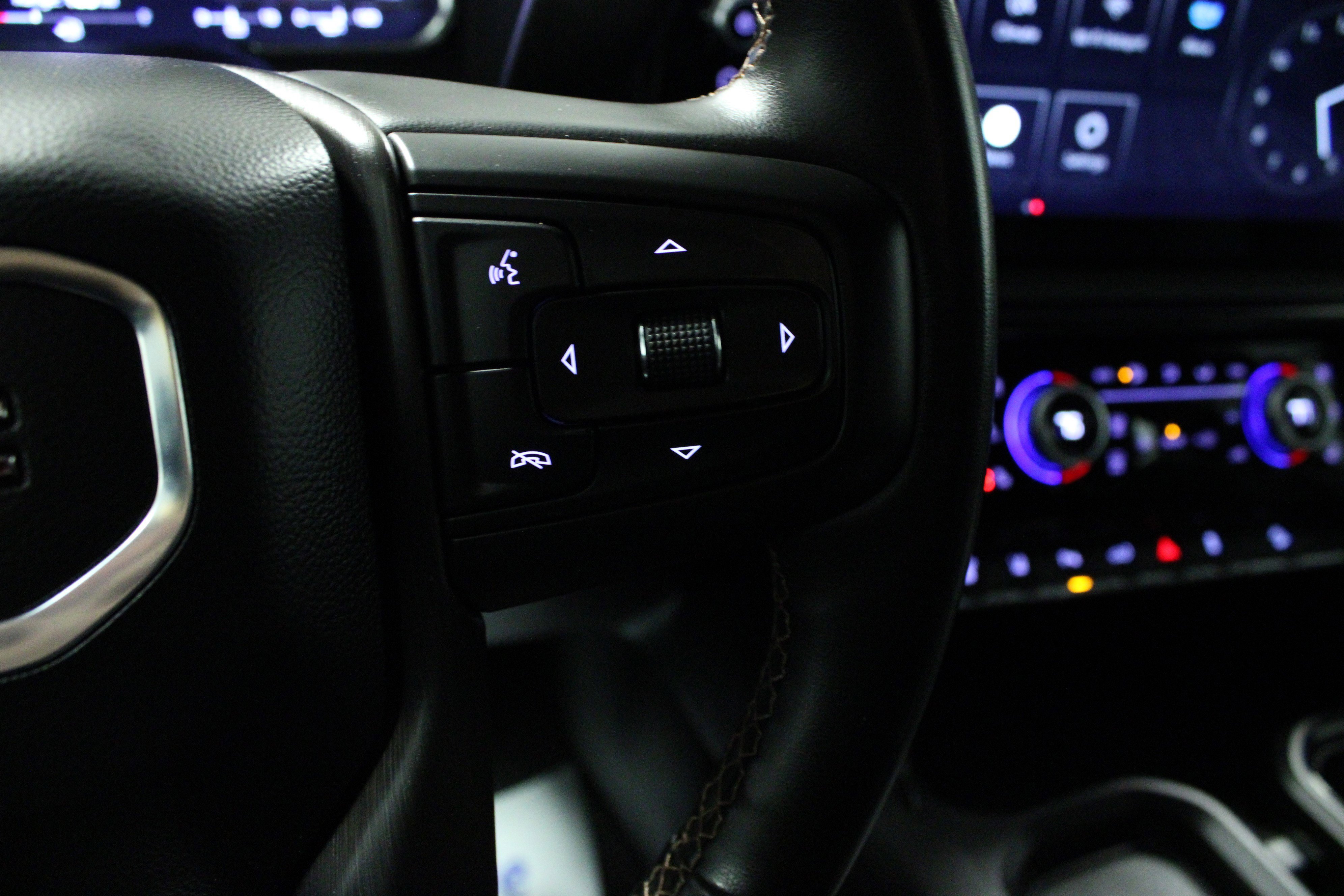 Used 2024 Onyx Black GMC AT4 image 21