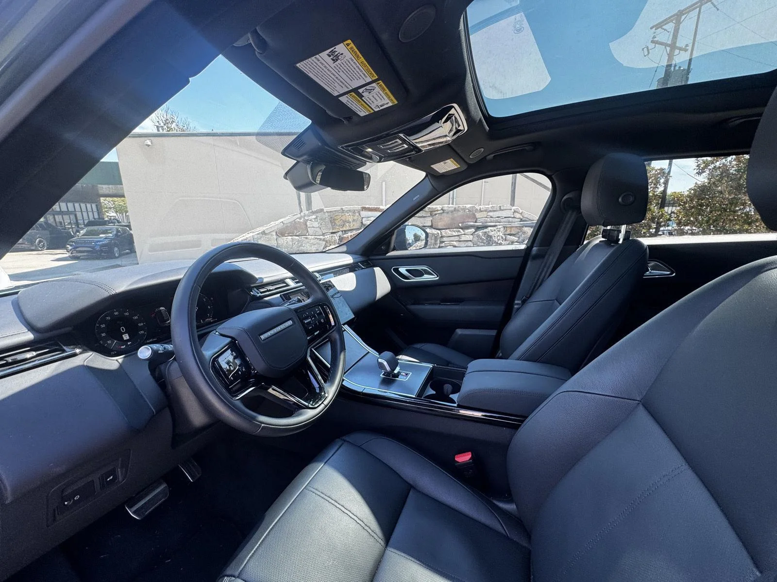 Certified Used 2026 Giola Green Land Rover Dynamic SE P250 image 13