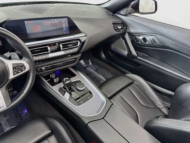 Used 2022 Gray BMW sDrive M40i image 24