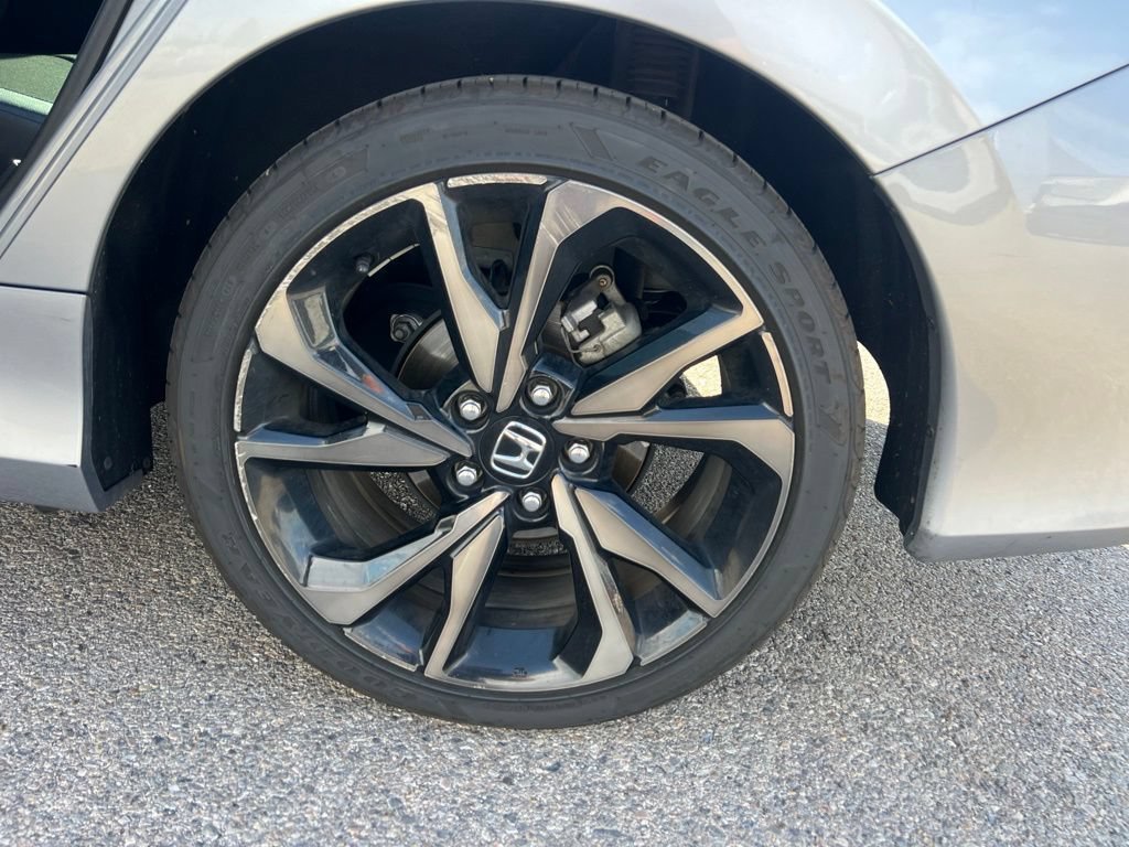 Used 2020 Lunar Silver Metallic Honda Sport image 19