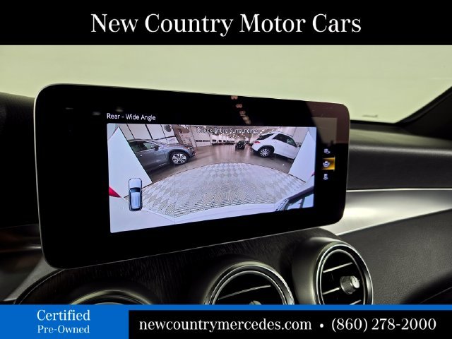 Used 2022  Mercedes-Benz GLC 300 image 30