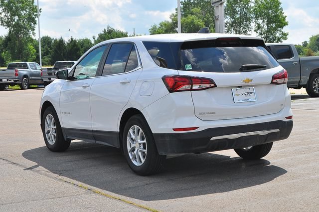 Used 2024 Summit White Chevrolet LT image 5