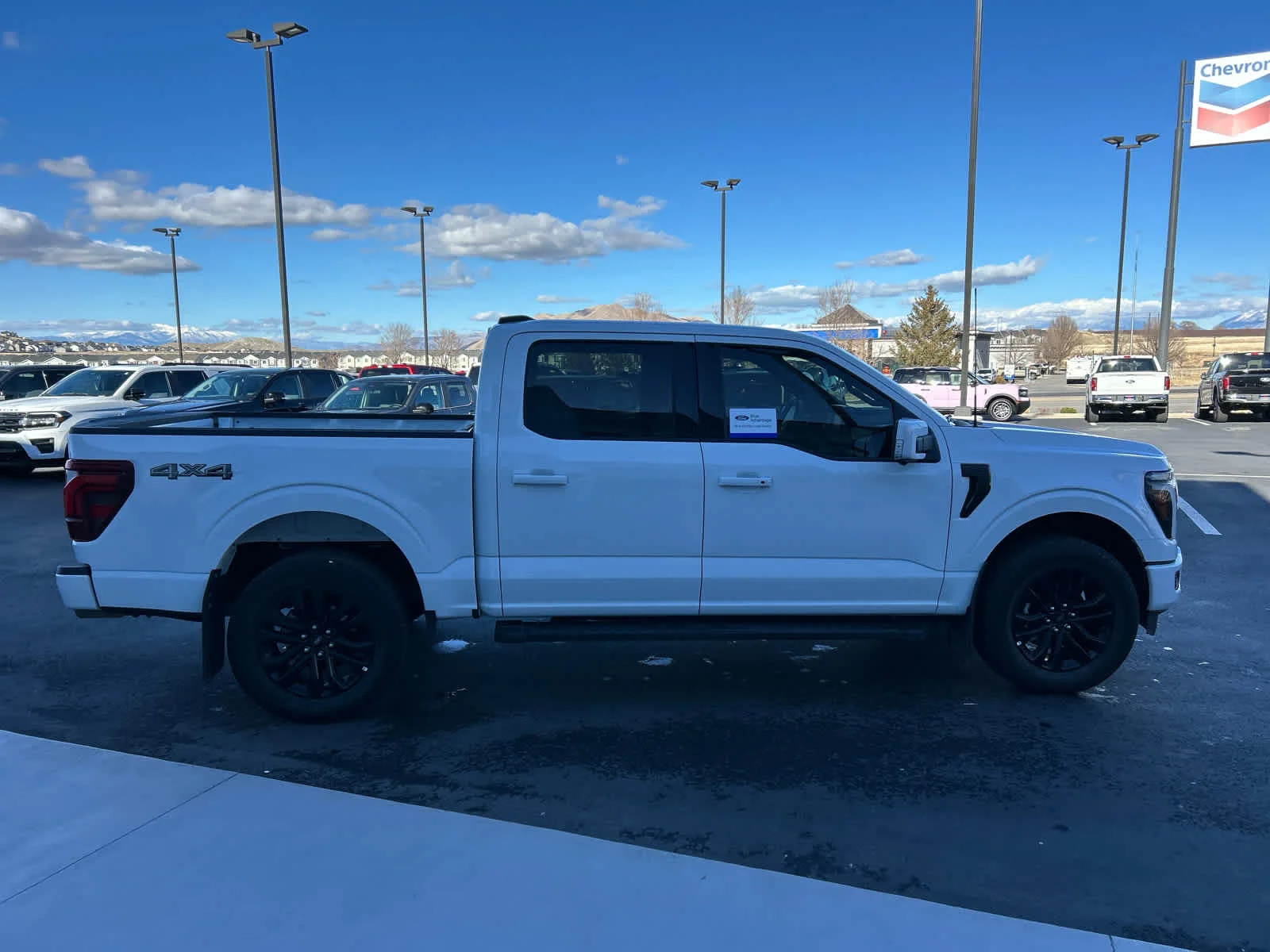 Certified Used 2025 Oxford White Clearcoat Ford LARIAT image 7