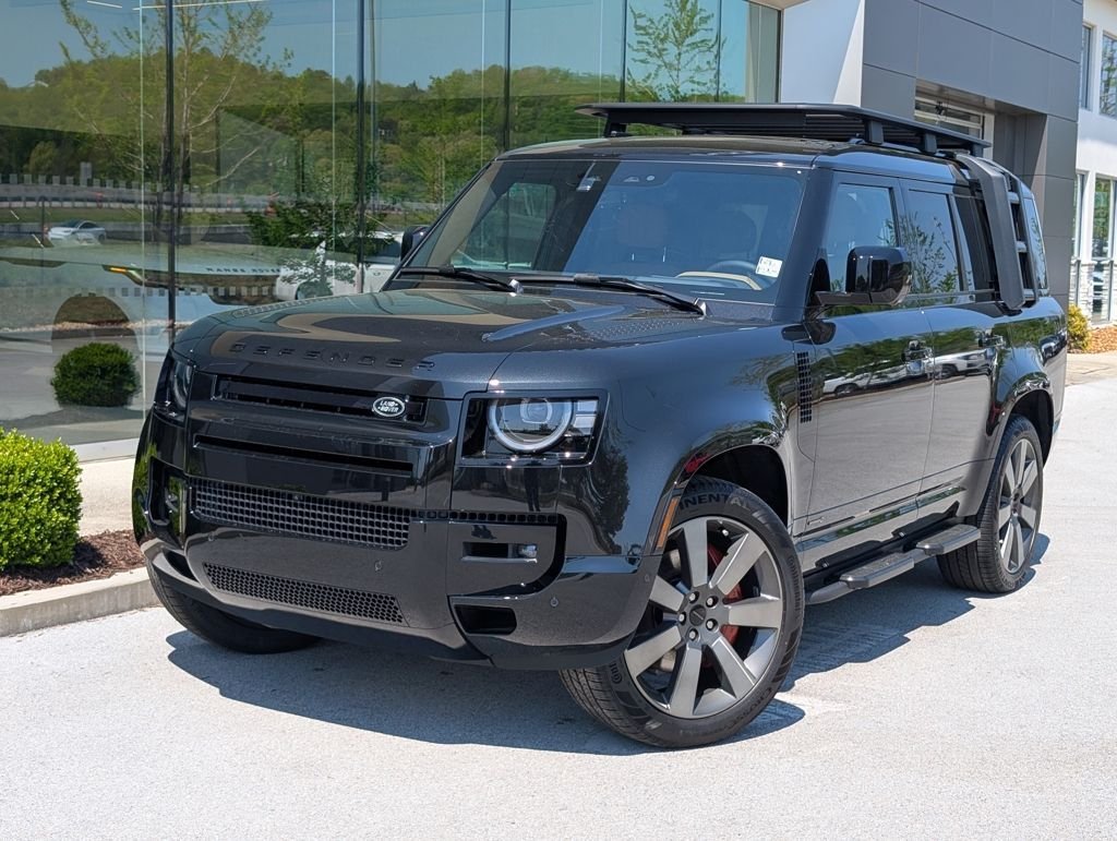 2026 Land Rover Defender 130 X P400's photo