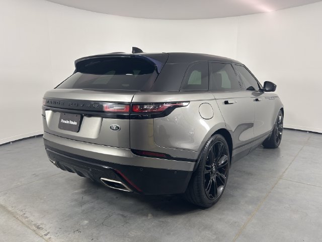 Used 2021 Silver Land Rover R-Dynamic HSE image 7