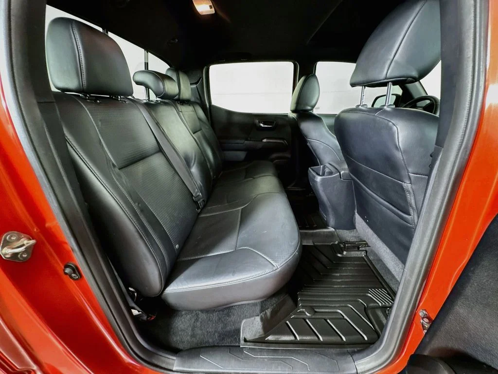 Used 2018 Red Toyota TRD Off-Road image 33