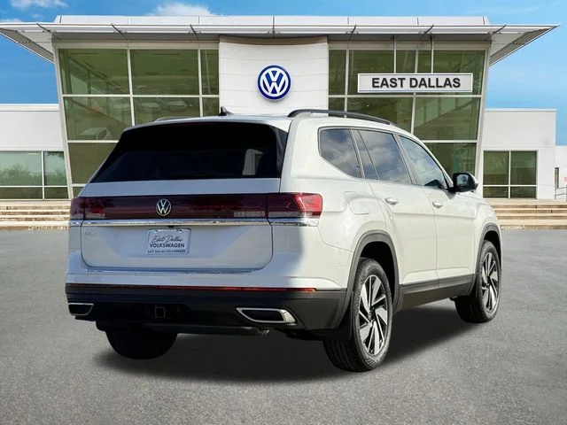 New 2026 White Volkswagen 2.0T SE w/Technology image 3