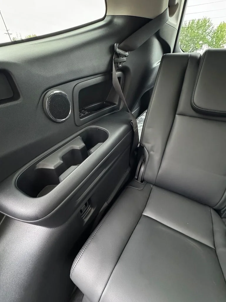 New 2027 MAGNETITE GRAY METALLIC Subaru Touring 7-Passenger image 30