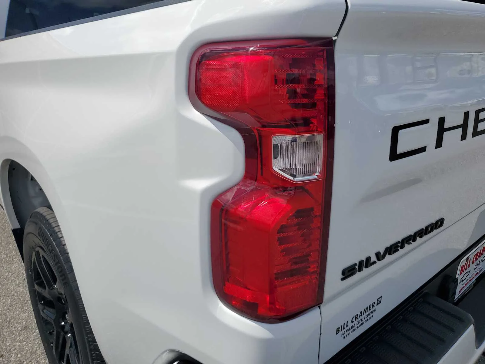 Used 2023 SUMMIT WHITE Chevrolet Custom image 5