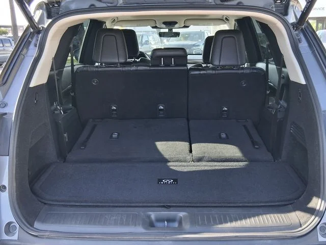 Used 2024 Gray INFINITI LUXE image 5