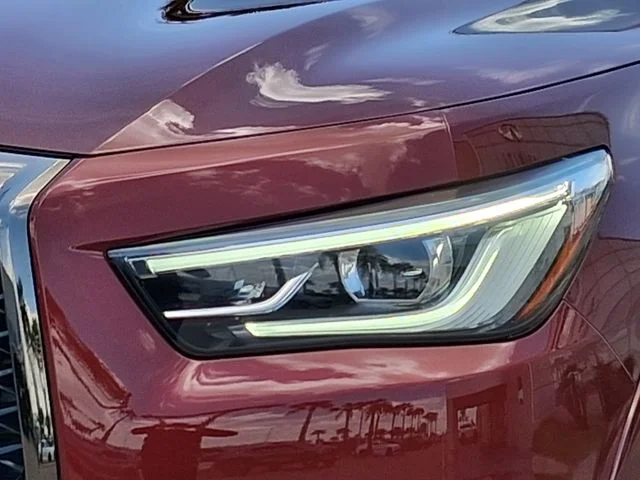 Used 2021 Red INFINITI Premium Select image 8