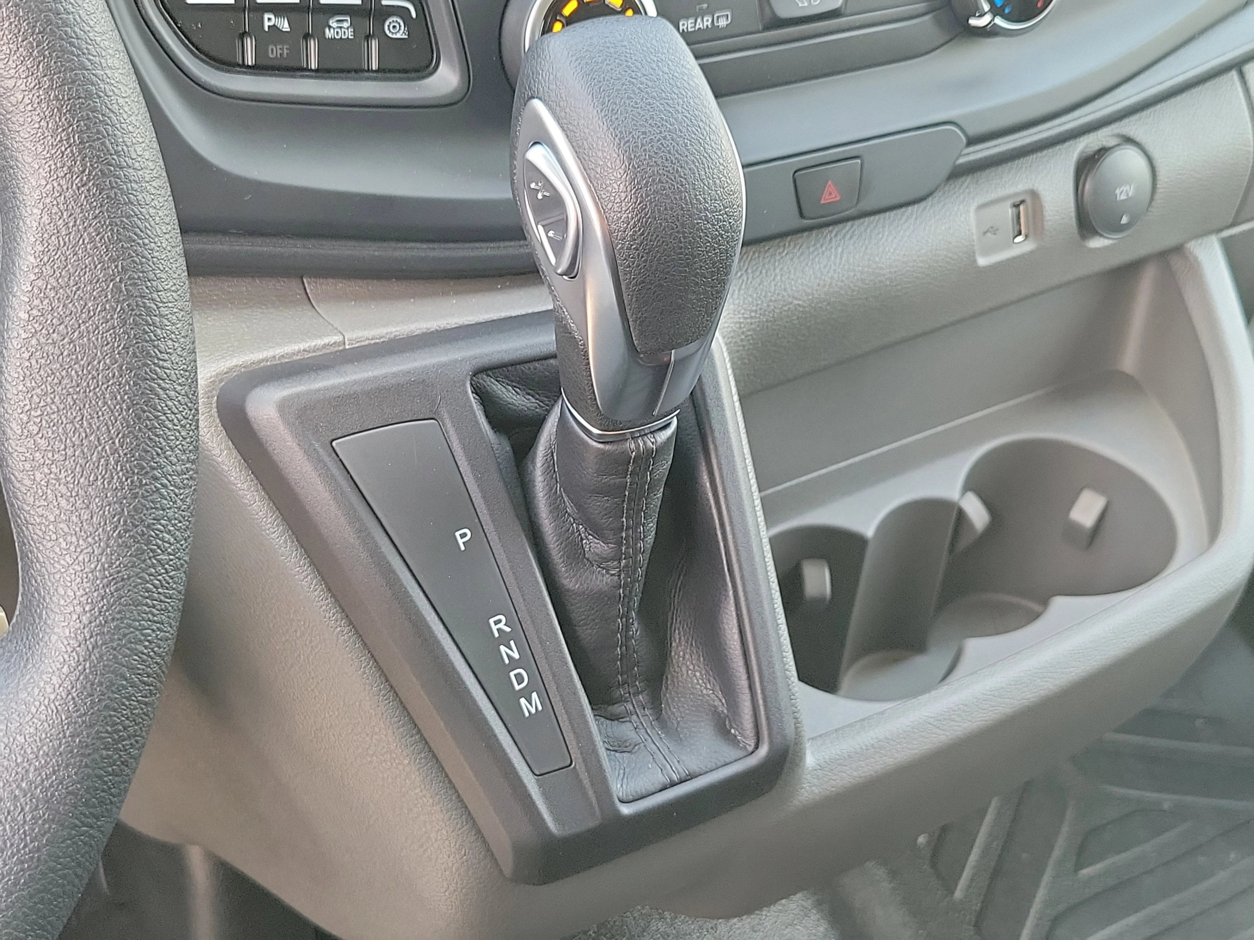 2025 Ford Transit Passenger Van XL - Photo 29