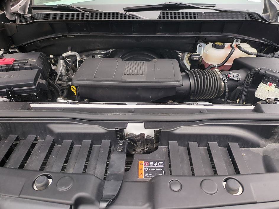 Used 2024 Summit White Chevrolet RST image 35