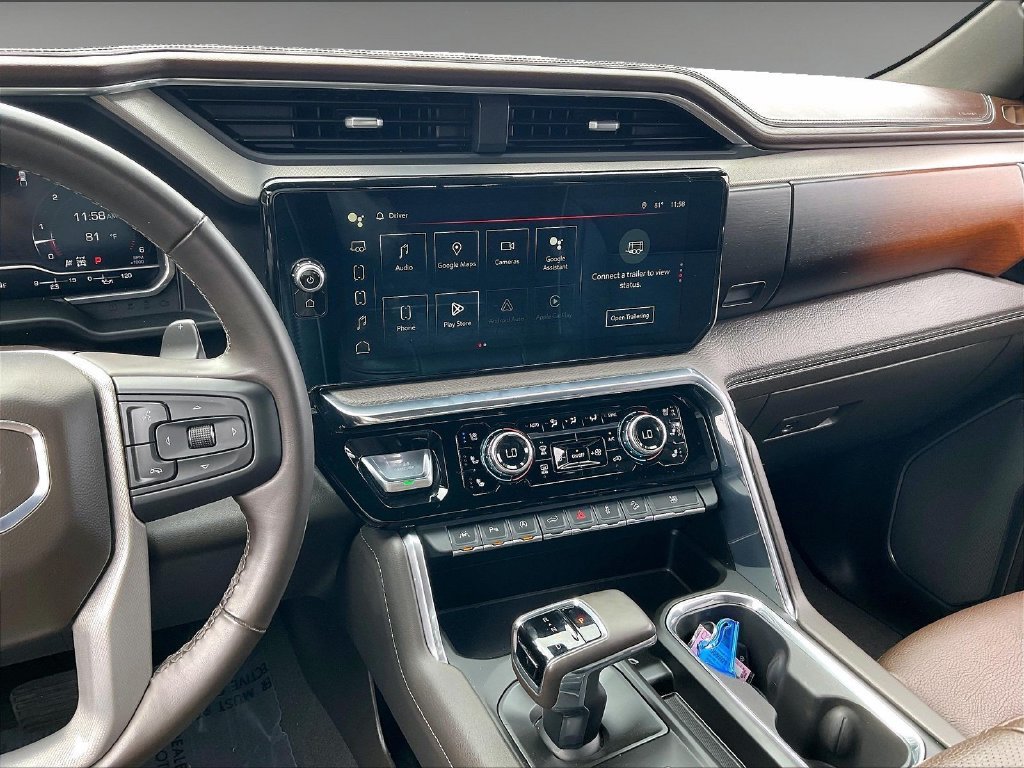 Used 2024 White Frost GMC Denali image 17
