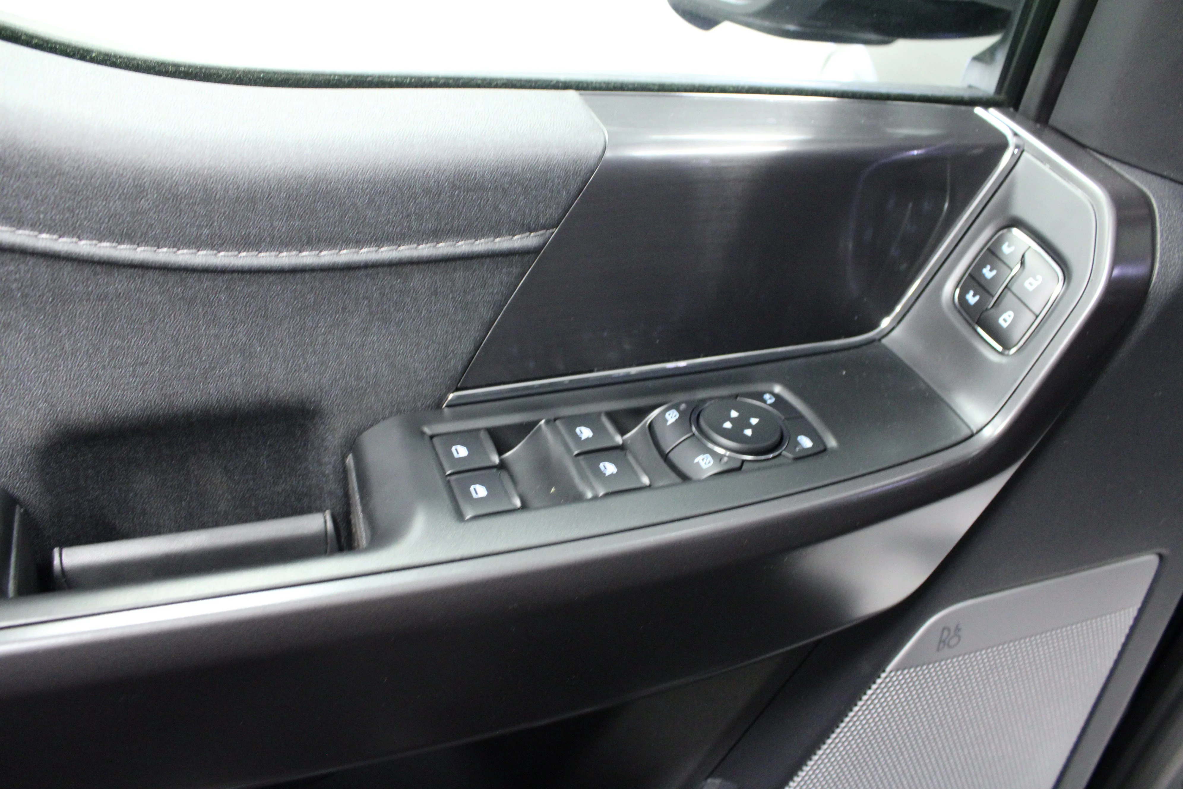 New 2026 Agate Black Metallic Ford Lariat® image 15